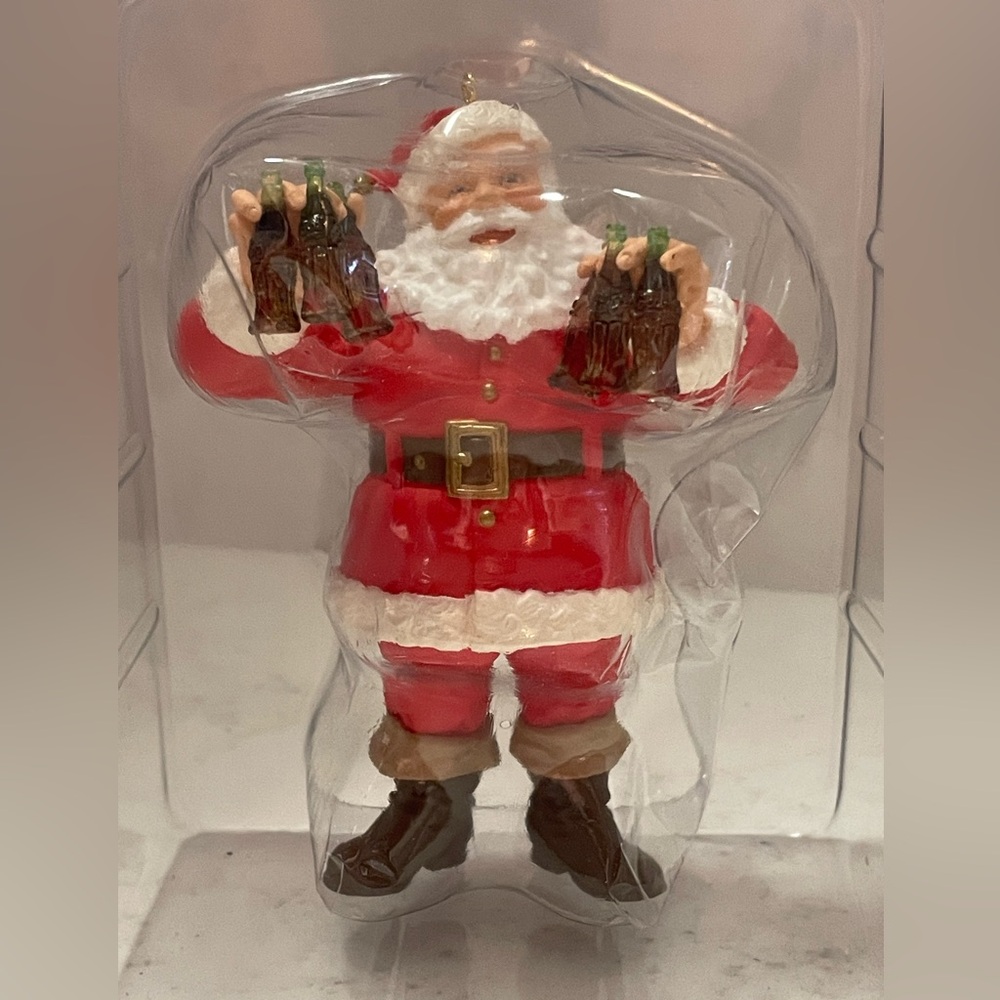 Hallmark Keepsake Ornament Refreshing Gift Coca Cola Santa 1995. Vintage - Picture 3 of 3